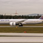 United Airlines completes Dreamliner certification