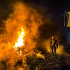 Deadly clashes kill 22 in Ukraine